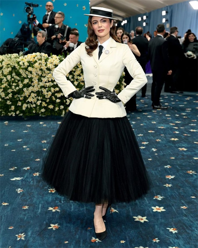 White Women Office Suits Skirt - Women Formal Wear With Black Blazer ulasan dan harga